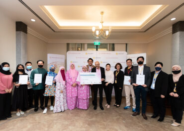 JERUDONG PARK MEDICAL CENTRE DONATION HANDOVER CEREMONY TO BRUNEI BREAST CANCER SUPPORT GROUP